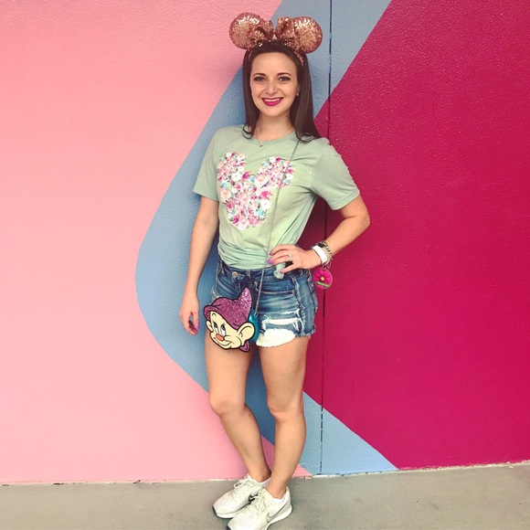 Meet your Posher, Chelsea - Picture 2 of 2